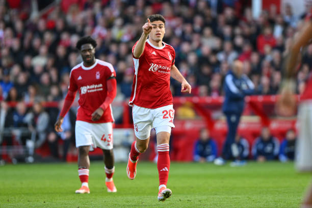 坚持和纪律 坚持和纪律