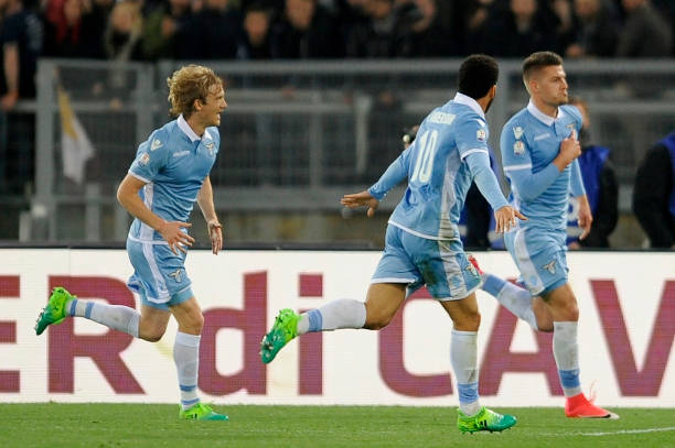 星辰通过这 星辰通过这