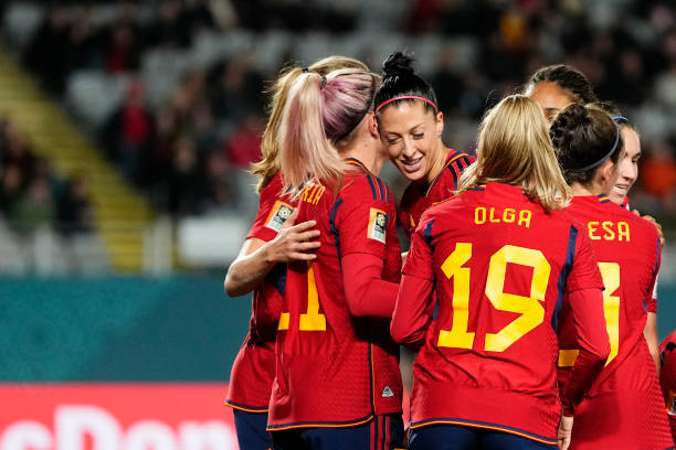 队因伤病问 队因伤病问